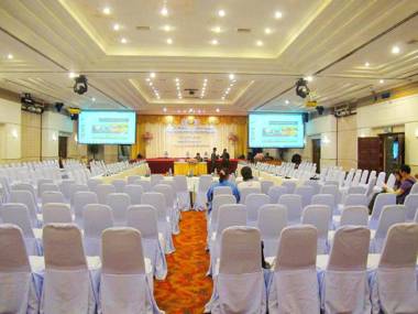 Lee Gardens Plaza Hotel - SHA Plus