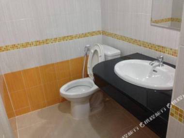 Kiattikhun Apartment