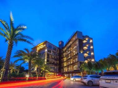 Loft Mania Boutique Hotel