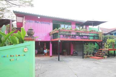 Baan Bua Homestay