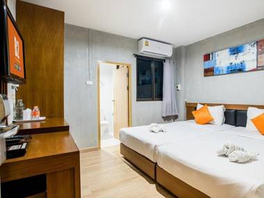 B2 Night Bazaar Chiang Rai