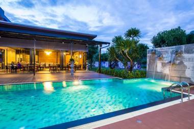 M Boutique Resort (SHA Extra Plus)