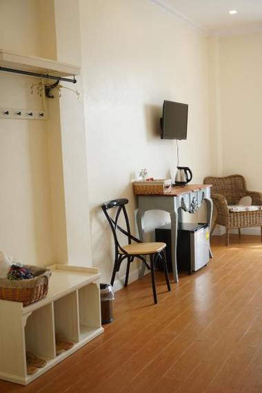 Nai Suan Bed and Breakfast