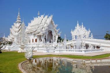 Life Rongkhun - White Temple Chiangrai ร่องขุ่น