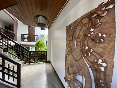 The Peaberry Explorer Hotel