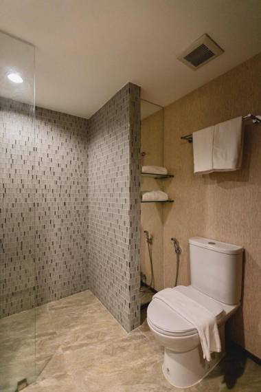 Asia Hotels Group (Poonpetch Chiangmai)