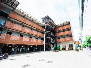 B2 Santitham Boutique & Budget Hotel