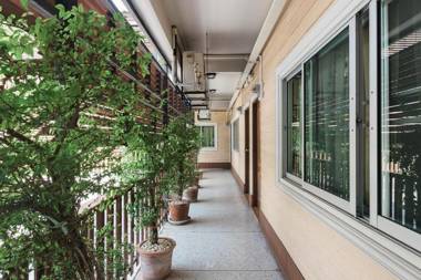 Miami Hotel (SHA Extra Plus)