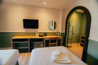 Victoria Nimman Hotel