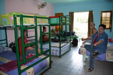 Jay Guesthouse and Restaurant (adult only)