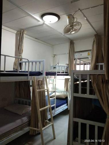 Chiangmai Gate Capsule Hostel Dormitory