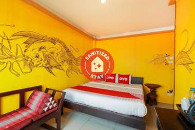 OYO 768 First Station Hotel