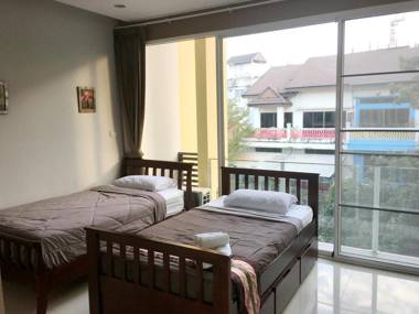 Egg Colony Vacation Home