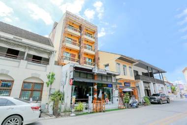 De Nawarat Chiang Mai Boutique Apartment