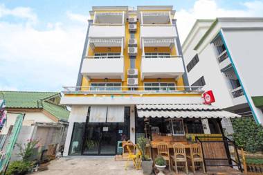 OYO 983 The Private Hotel