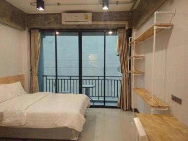 Rinrada Loft Resident