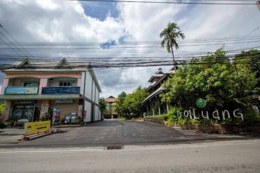 Huen Jao Ban Hotel