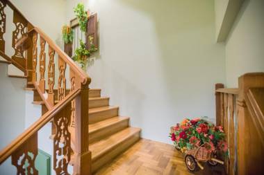 iRoom (SHA Certified)