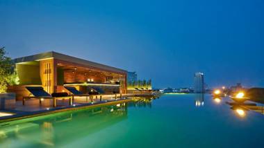 Anantara Chiang Mai Serviced Suites - SHA Certified