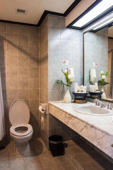 Chiang Mai Hill Hotel