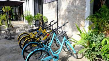 Sherloft Home & Hostel