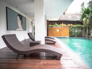 B2 Riverside Premier Resort