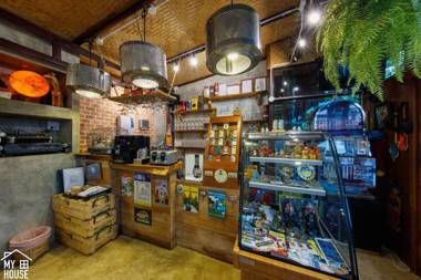 My House Riverside & Pool Villa