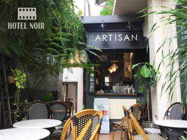 Hotel Noir
