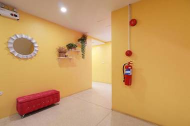 OYO 531 Le Light House & Hostel