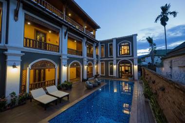 Floral Hotel Thapae Gate Chiangmai