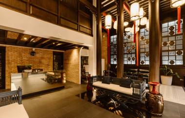 Saran Boutique Hotel Thapae (SHA Extra Plus)