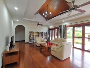 Chiangmai Jhai Yen Yen