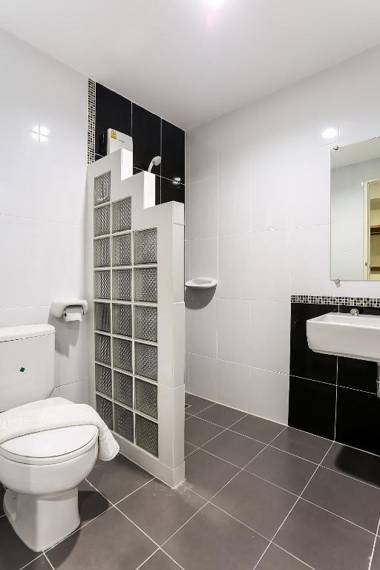 Canary House Rachawong