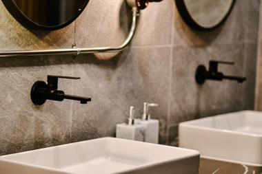 BOOK Design HOTEL -SHA Extra Plus