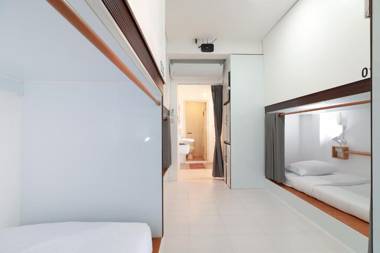 OYO 544 Sleep Sloth Hostel