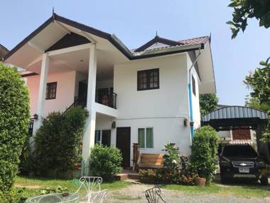 Kitti rose home in the old city center