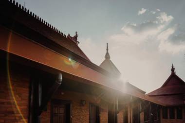 Phor Liang Meun Terracotta Arts - SHA Extra Plus