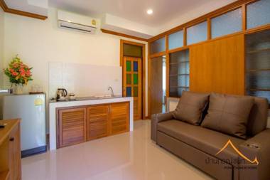 Baan Pondchanok Hotel