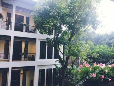 296 the Radtanaiya Residence