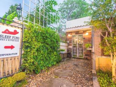 Sleep Ping Bed & River Bar - Hostel