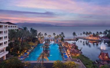 Dusit Thani Hua Hin - SHA Extra Plus