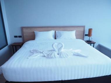 Atom Phuket Hotel -SHA Plus