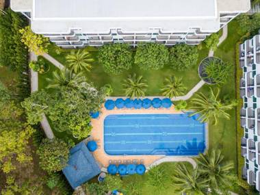 Holiday Style Ao Nang Beach Resort Krabi