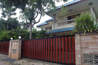 For Friends 512 House