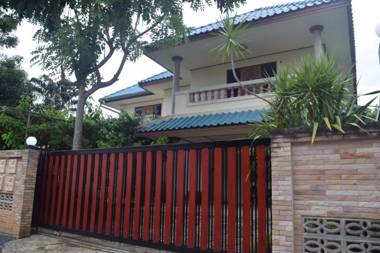 For Friends 512 House