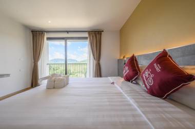 Tour De Phuket Hotel - SHA Plus