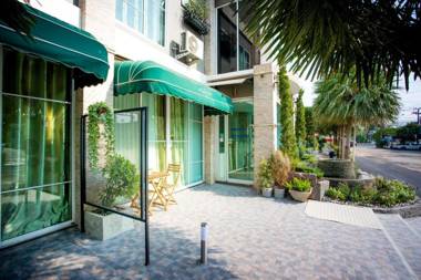 Majestic View Hotel