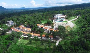 ChanNgarm Mountain View Resort จันทน์งาม เมาท์เท่นวิว รีสอร์ท