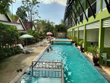 Khaolak C-Nior Bungalows