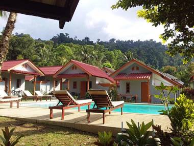 Khaolak Banana Bungalow